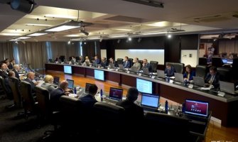  Sjednica Vlade: Biće izbjegnuti značajni problemi u funkcionisanju opština