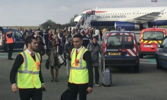 Zbog lažne uzbune putnici evakuisani na aerodromu Šarl de Gol