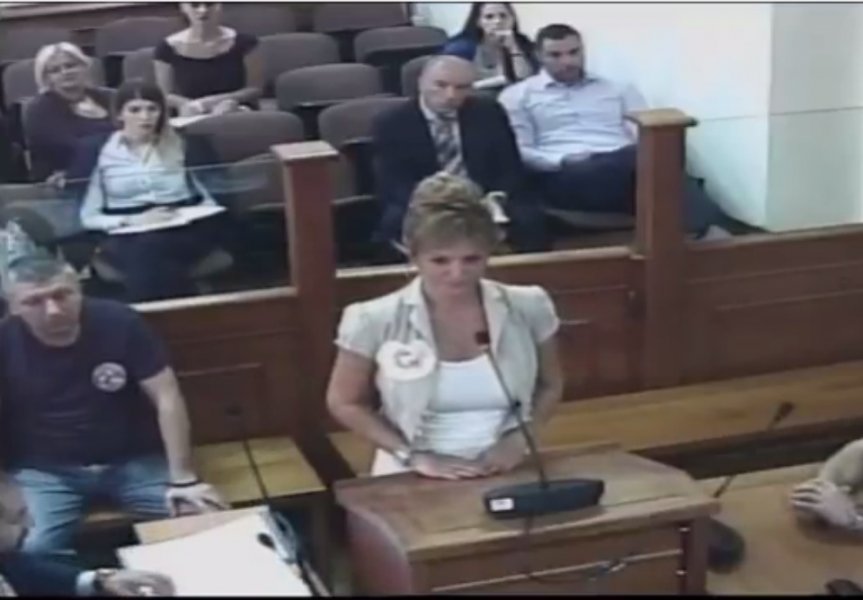 02f31bb7040f27eebac0827a5334ed51