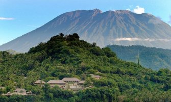  Evakuacija zbog vulkana na Baliju 