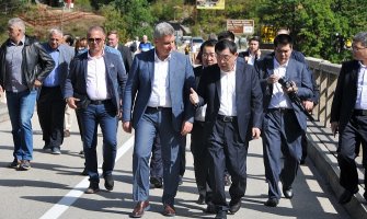 Brajović obišao radove na autoputu sa kineskim kolegom