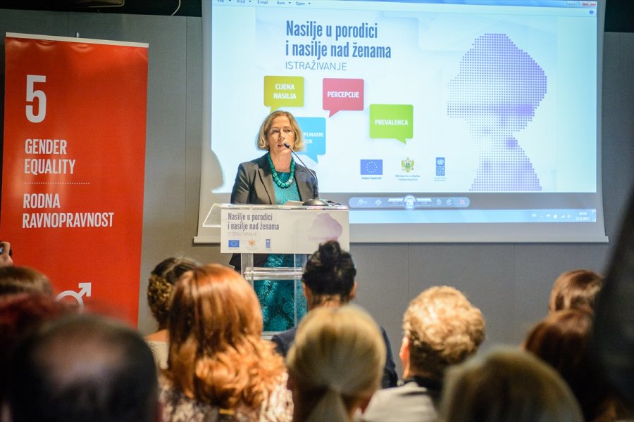 2017092722596494426257611Web