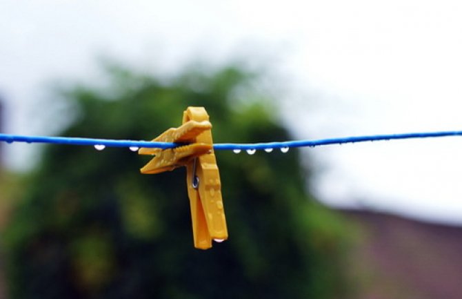 Danas oblačno sa slabom kišom