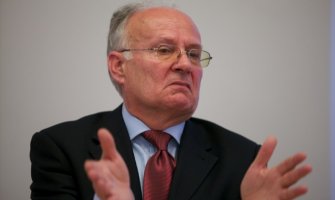 Grahovac: Vlada ne štiti državne granice