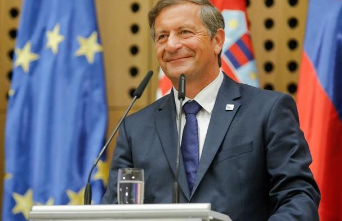 Erjavec: Slovenija će tužiti Hrvatsku, ako ne prihvati arbitražu