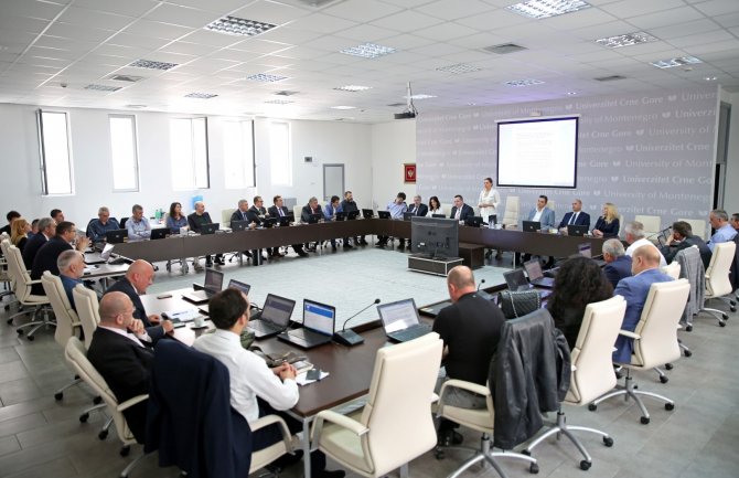 Sjutra izjašnjavanje o smjeni Vojvodić