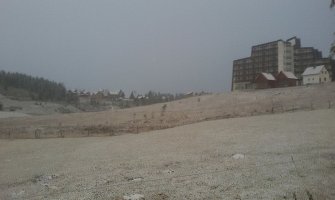 Pao prvi snijeg: Na Žabljaku obijeljelo