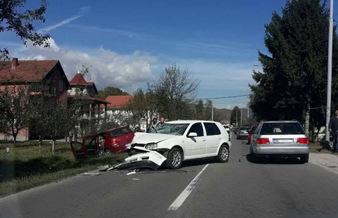 Udes u Rakonjama, teško povrijeđen Mojkovčanin (FOTO)