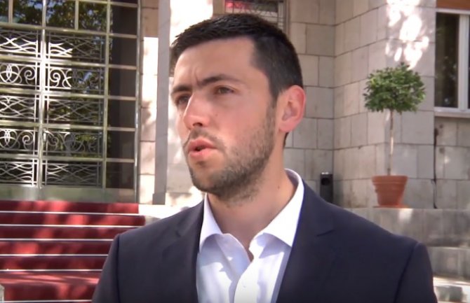 Živković: Demokrate i dalje bez odgovora o stranim državljanima