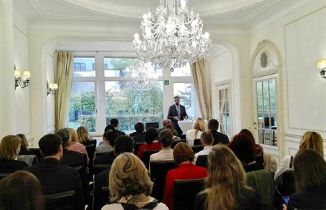 Održati dobar zamah reformi ka članstvu u EU