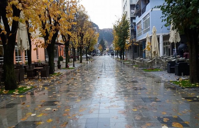 Bijelo Polje: Gradiće vrtiće, sportsko rekreativni centar, bazen...