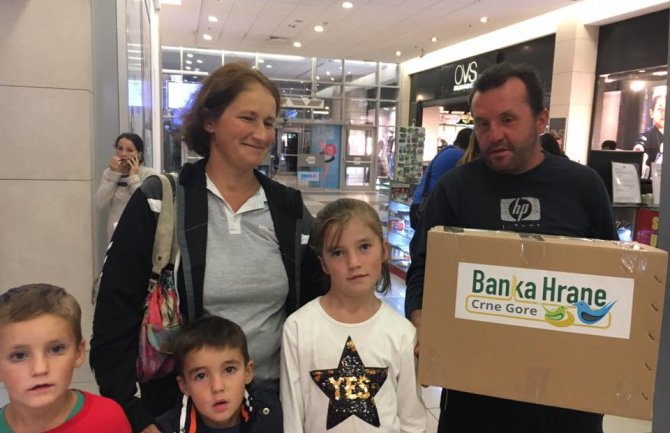 Spasimo porodicu Rakonjac, stiže zima a oni bez krova nad glavom