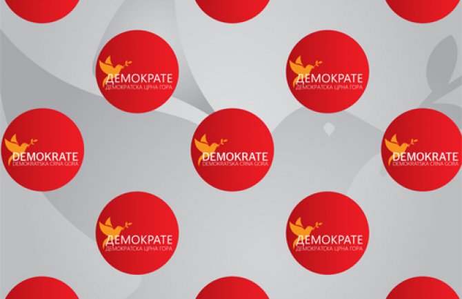 Demokrate: Mladost ne bi smjela biti na strani nezakonito stečenog enormnog bogatstva