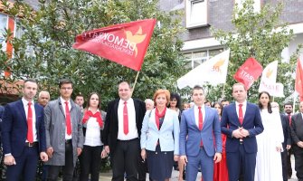 Demokrate predale listu u Tuzima