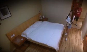 Kineskinja prodavala nevinost kako bi kupila Ajfon a onda je dobila ponudu... (VIDEO)