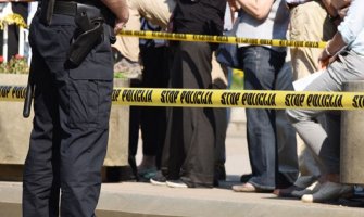 Bačena bomba pored automobila mitropolita Hrizostom