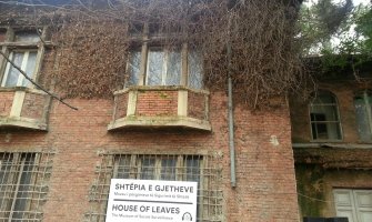 “Kuća lišća” u Tirani: Albancima svježa rana, turistima atraktivna destinacija