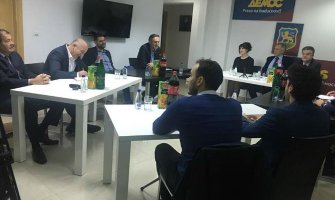 Lekić na sastanku opozicije: Ne isključujemo proteste