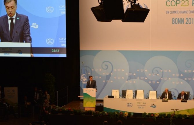 Crna Gora se bez rezerve obavezala da smanji emisiju štetnih gasova do 2030.