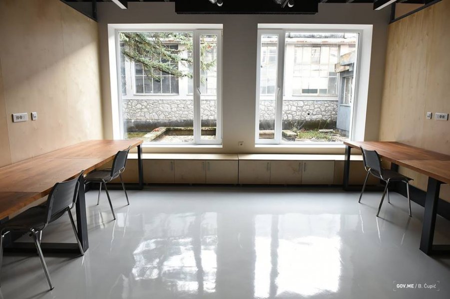 236588995298988806959012784144190938488730n