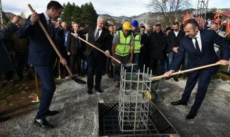 Položen kamen temeljac za izgradnju novog fudbalskog stadiona na Cetinju(FOTO)