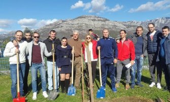 Savjet mladih DPS-a Bar podržao akciju “Eko dan opštine Bar “