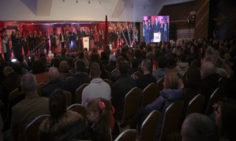 URA poručila Đukanoviću: Čeka te žičara do Spuža