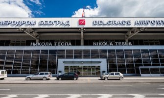 Aerodrom Nikola Tesla više od sat vremena bio blokiran