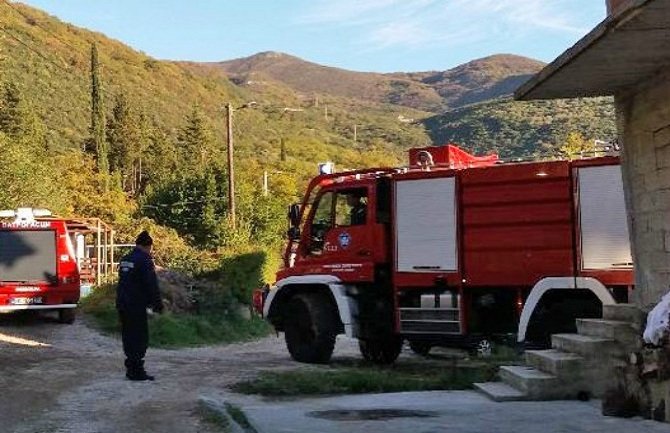 Vatrena stihija u Herceg Novom progutala kuću do temelja