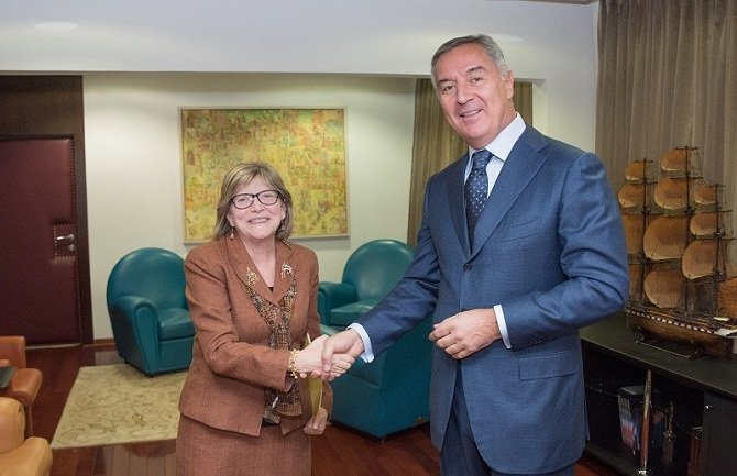 Đukanović: Bojkot institucija ne doprinosi stabilizaciji društva