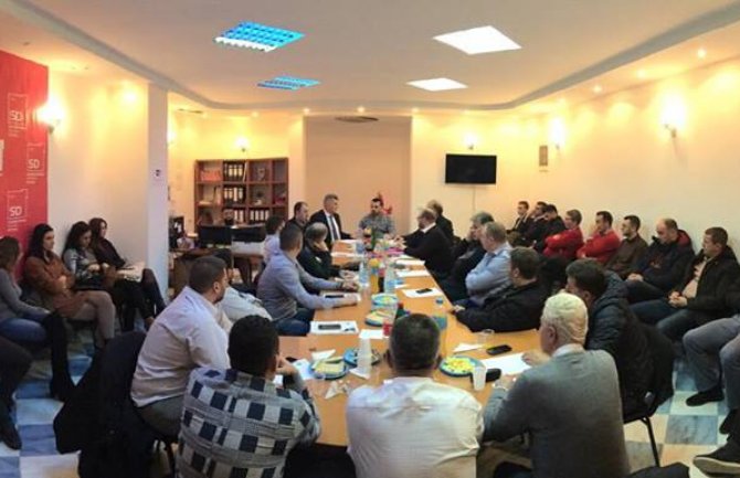 Socijaldemokrate samostalno i na lokalnim izborima u Ulcinju