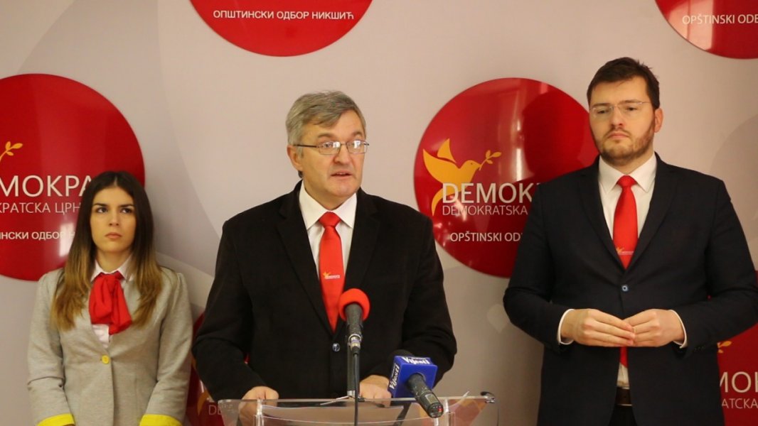 image002055fbd102650dc53d79eed6621ccad50054e38b392e96ae806e2a069a37a8764a6V