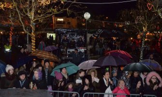 Bar: Zbog kiše otkazan nastup Plavog orkestra