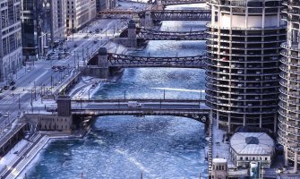 Ekstremno niske temperature zahvatile i Čikago, otežano odvijanje saobraćaja