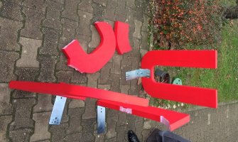 Službenik ulcinjske opštine nasrnuo na funkcionere pokreta URA (VIDEO)