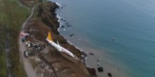 Avion s putnicima skliznuo s piste i zaustavio se tik uz more (VIDEO)