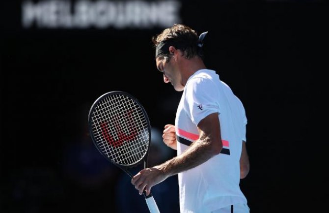 Federer u četvrtfinalu Australijan opena