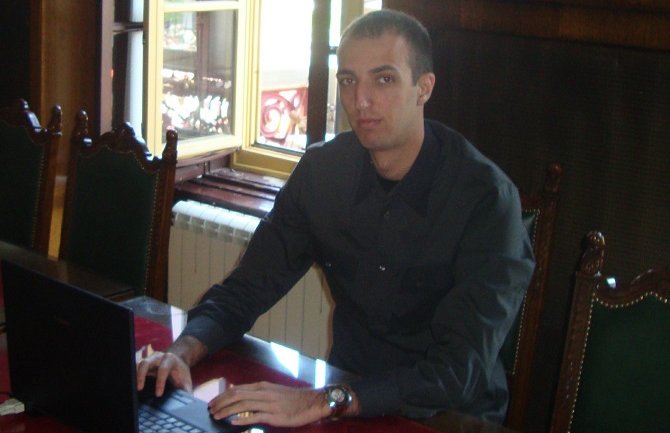 Jovović: Kupovinu glasova će ovog puta posebno platiti Tivćani