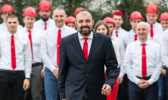 Demokrate. SD u školama u Beranama vrši politički pritisak