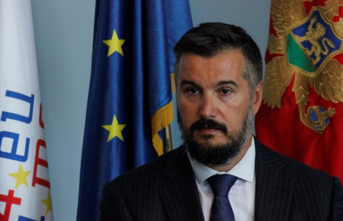 Pejović: Moja primanja uredno prijavljena i sve u skladu sa zakonom