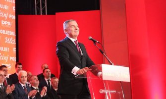 Đukanović u Ulcinju: Vizija DPSa - kvalitet života svakog građanina CG