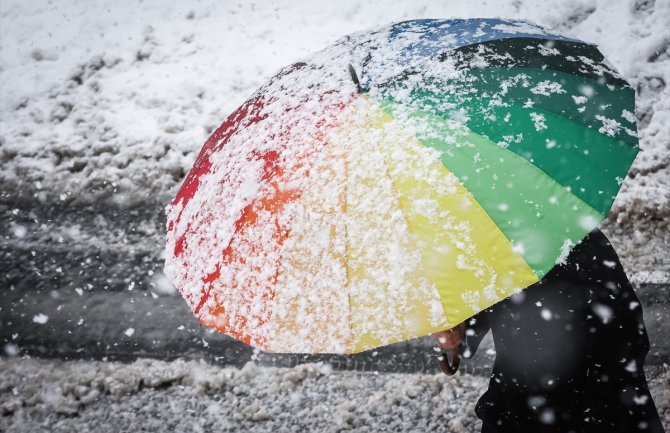 Sjutra stabilizacija vremena: Slaba kiša, snijeg na sjeveru 