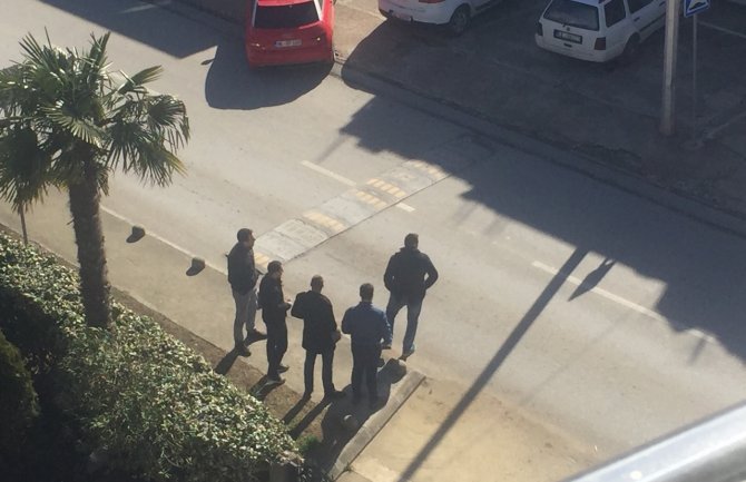 DPS Ulcinj: Abazović u Ulcinj doveo „jurišnike“ iz drugih gradova(FOTO)