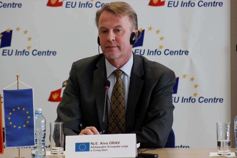 2018020522852061230468498Web