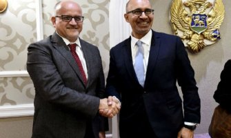 Darmanović-Dezir: Važno je razvijati profesionalno i etičko novinarstvo