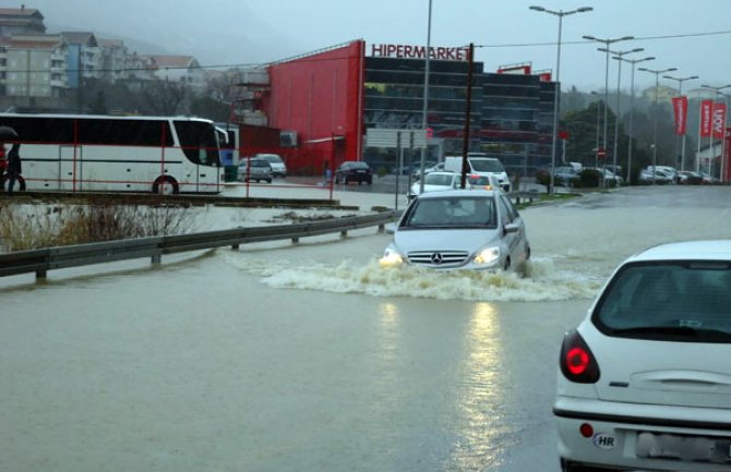 U Herceg Novom obilne padavine