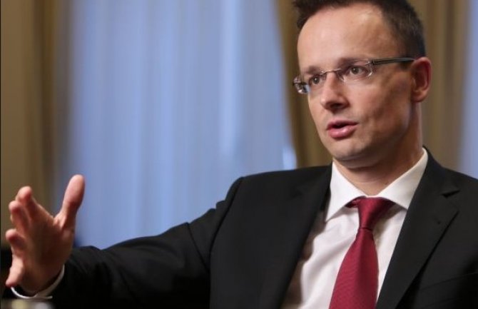 Sijarto: Zašto čekati, 2022. realistična za ulazak Crne Gore u EU