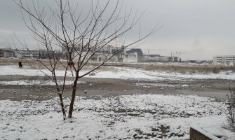 Sniježno jutro u Crnoj Gori: Aerodrom otvoren, na sjeveru sunce(FOTO)