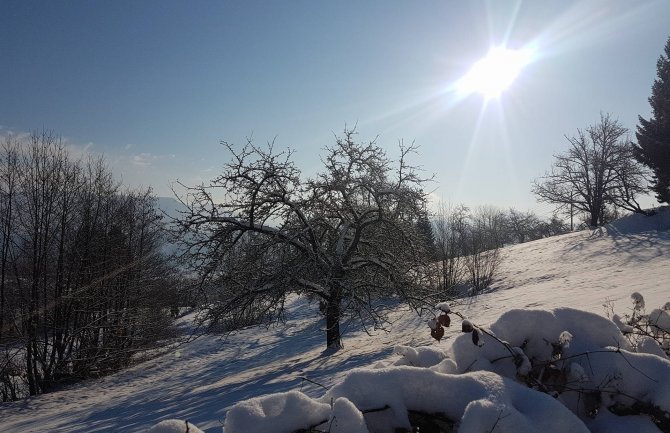 Danas hladno, ponegdje slab snijeg