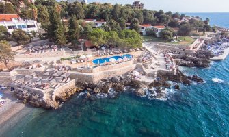 Sezoncima u Crnoj Gori plata i do 1.200 eura